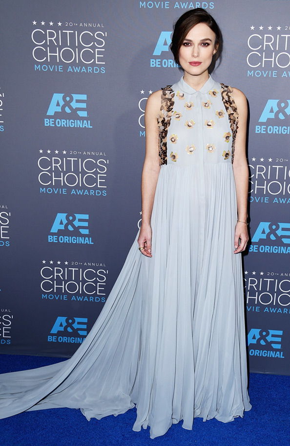 केइरा Knightley's baby bump at the 2015 Critics' Choice Movie Awards