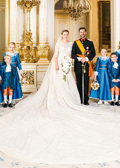 प्रसिद्ध व्यक्ति Wedding Photos - Countess Stephanie of Lannoy and HRH Prince Guillame of Luxembourg