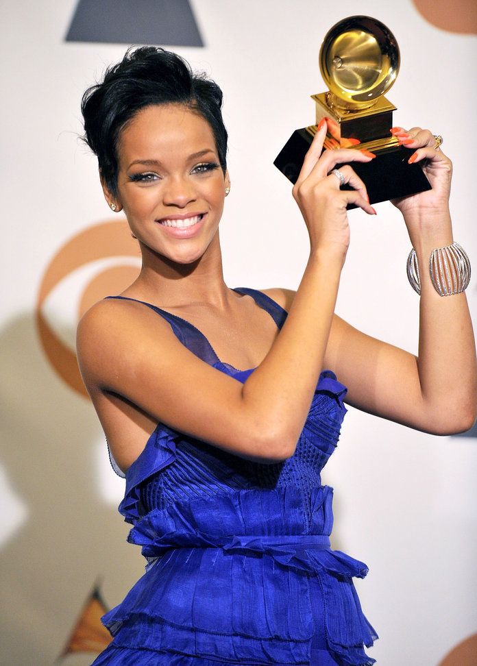 Rihanna Grammys 