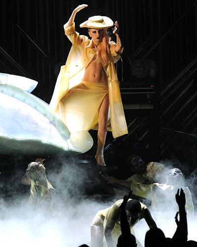 महिला Gaga - Grammy Performances