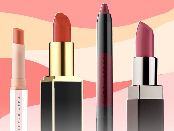 लंबा Lasting V-Day Lipsticks