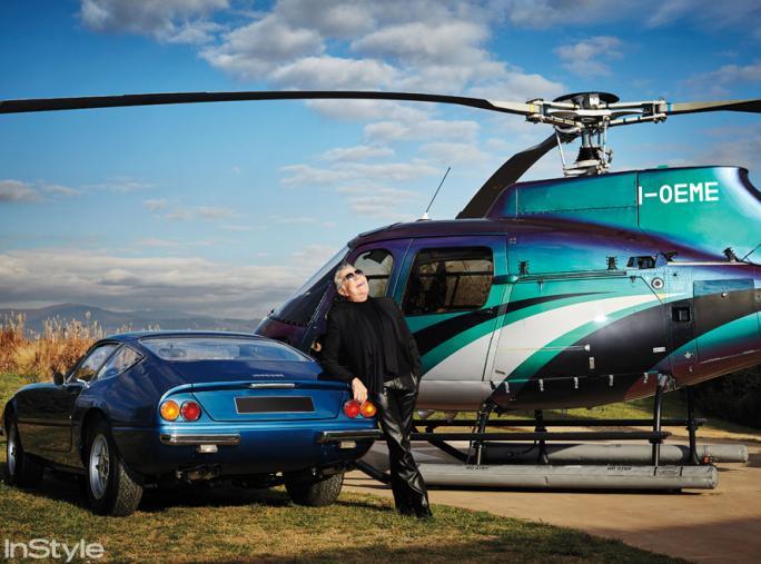 रॉबर्टो's Helicopter and Ferrari - Cavalli Home Tour