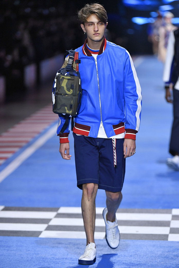 अनवर Hadid Tommy Hilfiger