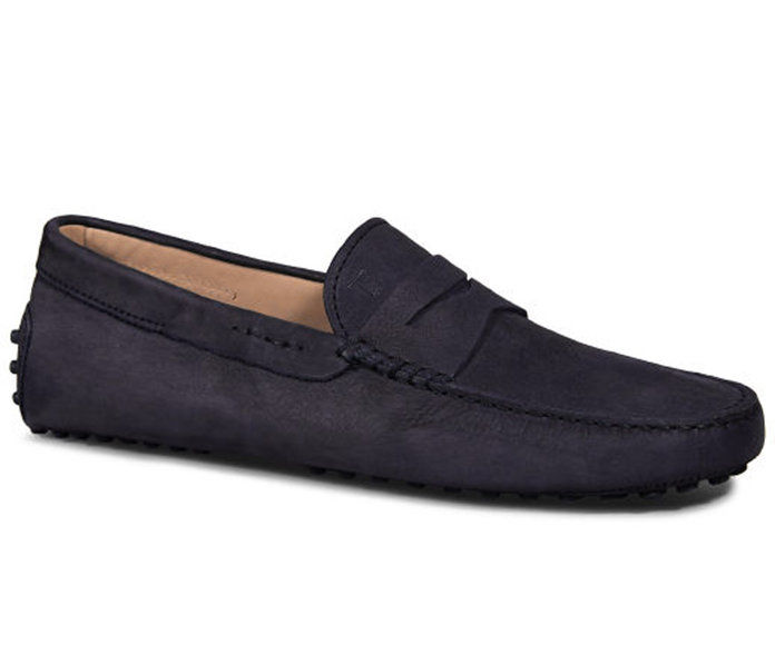 ए Dress loafer can also be casual.