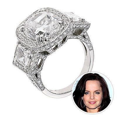 Mena Suvari - Celebrity Rings