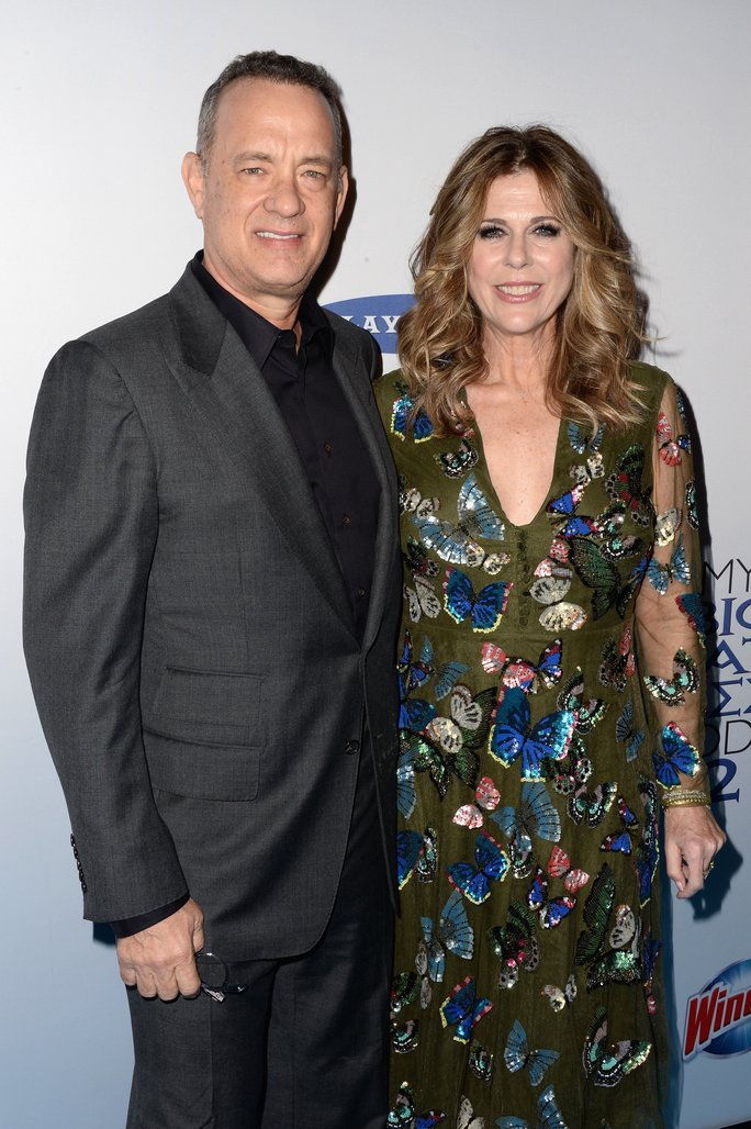 टॉम Hanks and Rita Wilson; married for 28 years. 