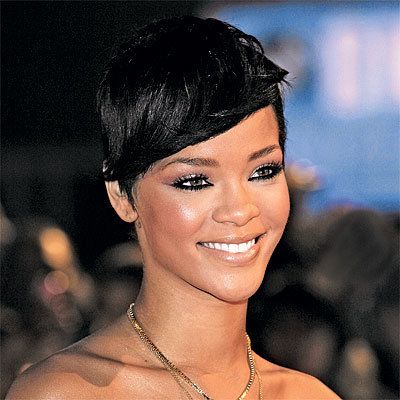 गर्मी Weddings - Celeb Hair - Rihanna
