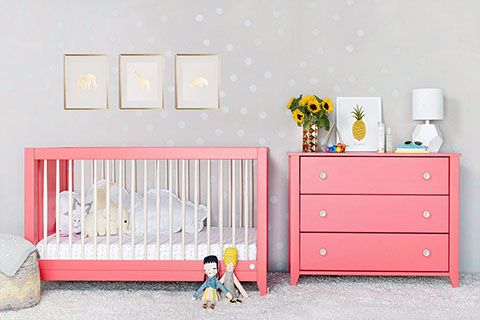 जेसिका Alba, The Honest Company's Line of Cribs - Embed 1