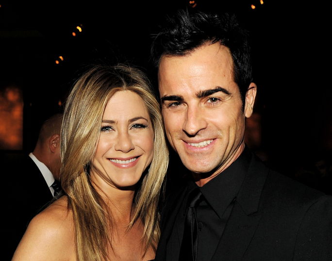 जेनिफर Aniston and Justin Theroux JANUARY 28, 2012