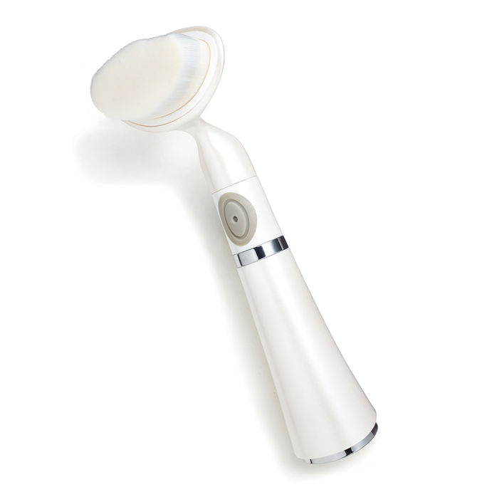  Sephora Collection’s Pore Cleansing Brush