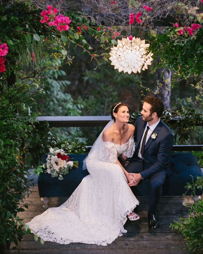 इदीना Menzel Wedding Instagram- Embed