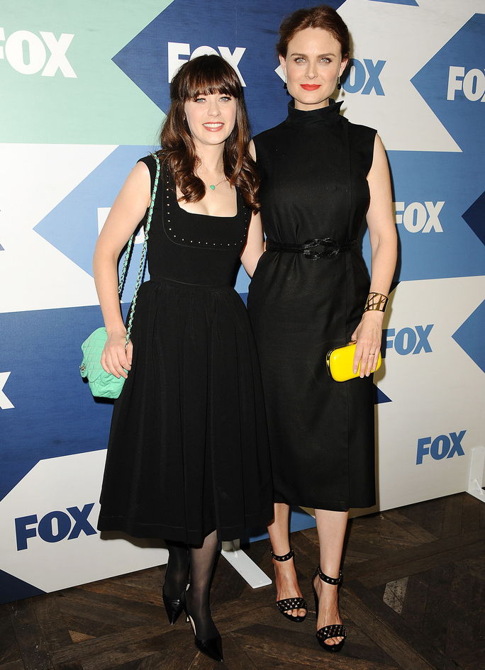 Zooey Deschanel and Emily Deschanel