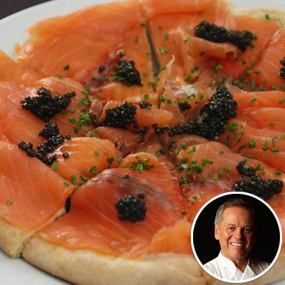 वोल्फगैंग Puck - Pizza with Smoked Salmon - Holiday recipes