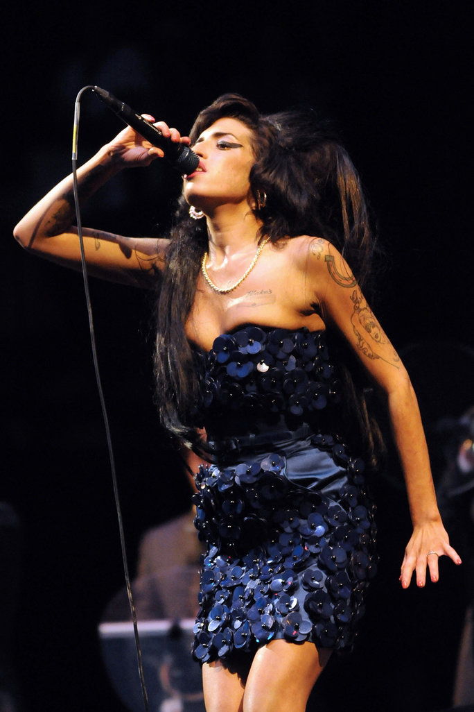 เอมี่ Winehouse - Embed - Look 3