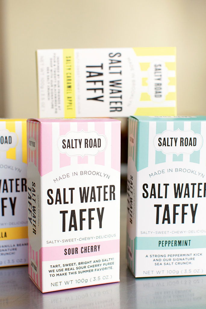 नमकीन Road's Salt Water Taffy