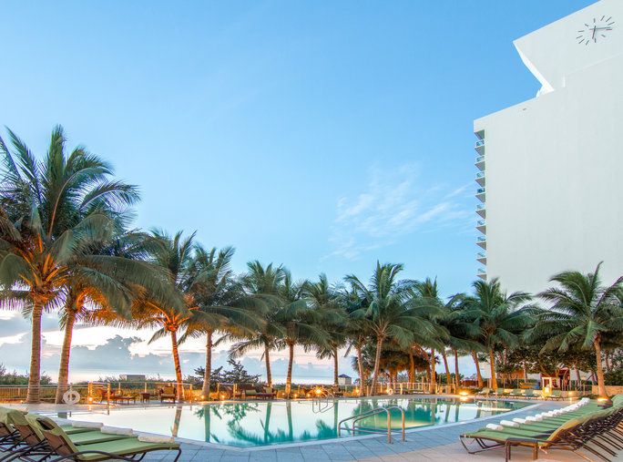 यात्रा Deals - Carillon Miami Beach