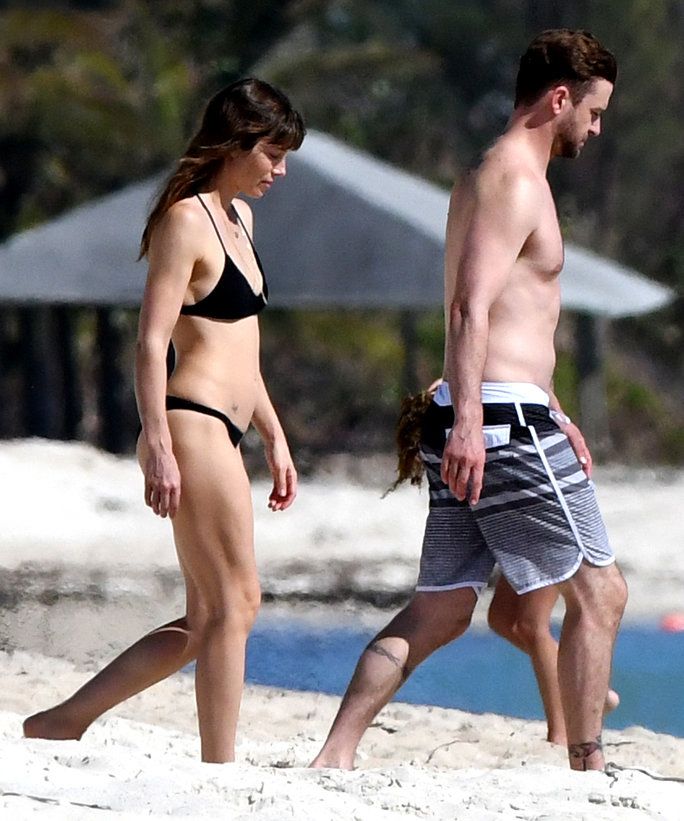 EXCLUSIVE - November 9, 2016: Justin Timberlake and Jessica Biel take a dip together in the ocean while enjoying a beach vacation in the Caribbean. Jessica's bikini body is seen for the first time since giving birth to her son Silas. Mandatory Credit: I