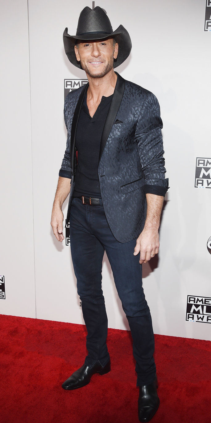 นักดนตรี Tim McGraw attends the 2016 American Music Awards at Microsoft Theater on November 20, 2016 in Los Angeles, California. 