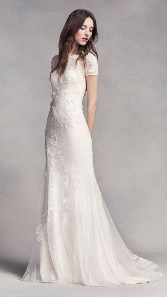 สั้น Sleeve Lace Wedding Dress