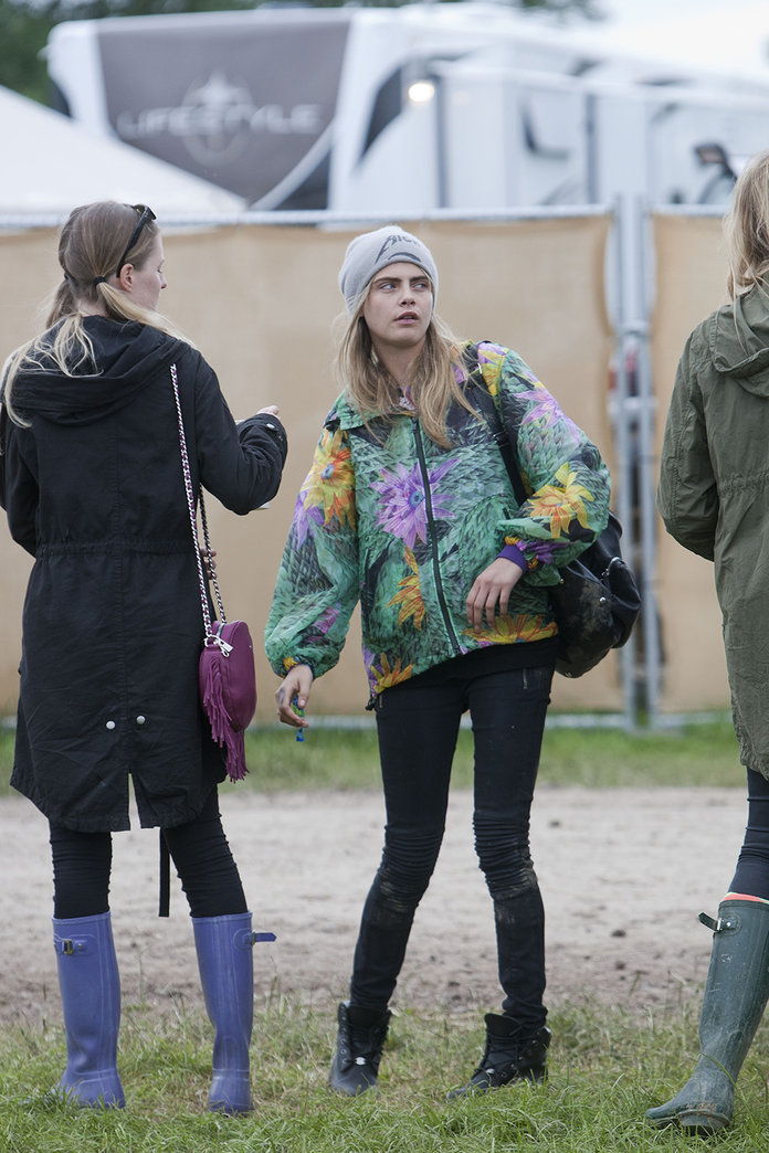 कारा Delevingne at Glastonbury 2013 