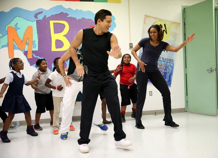 มิเชล Obama Visits Miami Parks For 'Let's Move' Event
